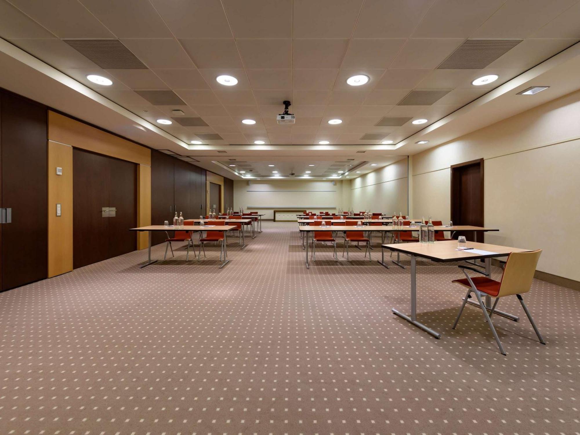 Moevenpick Hotel Geneva Meyrin Εξωτερικό φωτογραφία