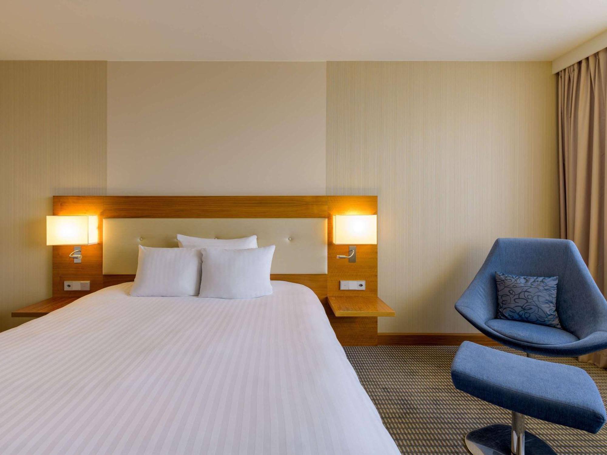 Moevenpick Hotel Geneva Meyrin Εξωτερικό φωτογραφία