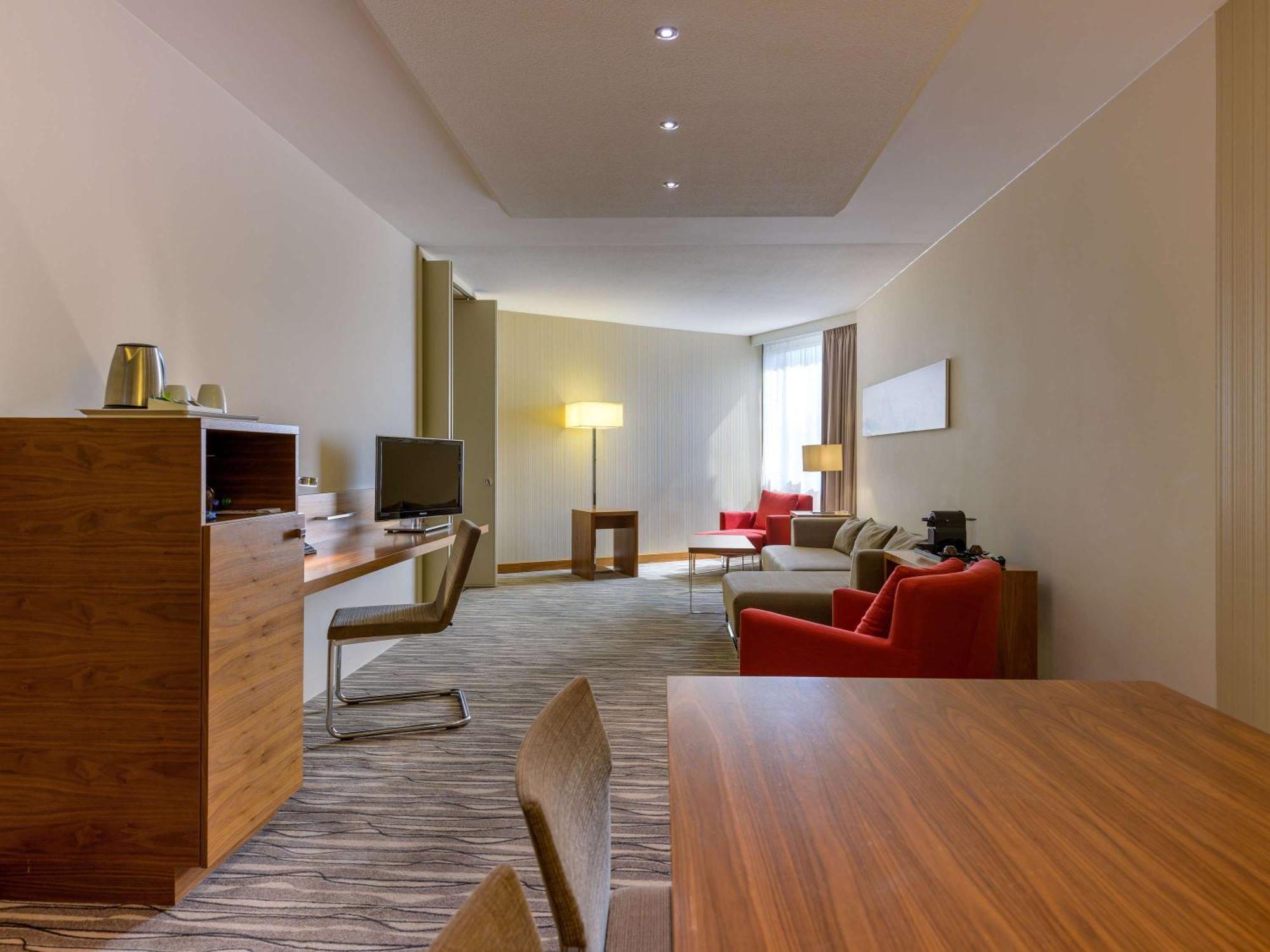 Moevenpick Hotel Geneva Meyrin Εξωτερικό φωτογραφία