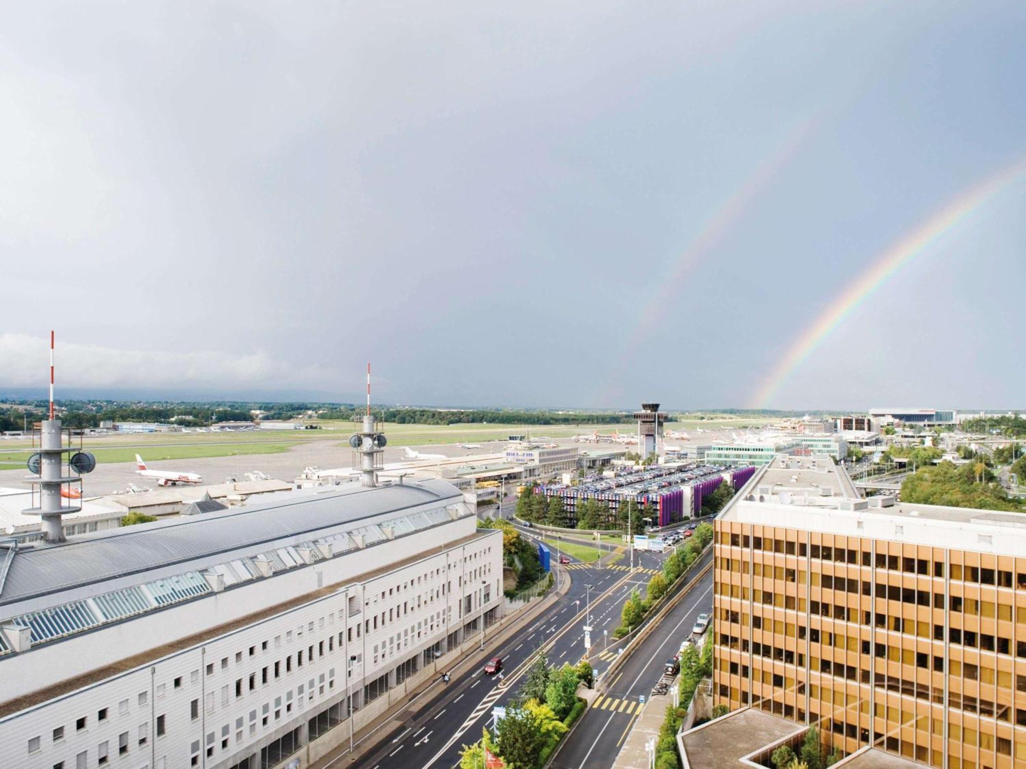 Moevenpick Hotel Geneva Meyrin Εξωτερικό φωτογραφία