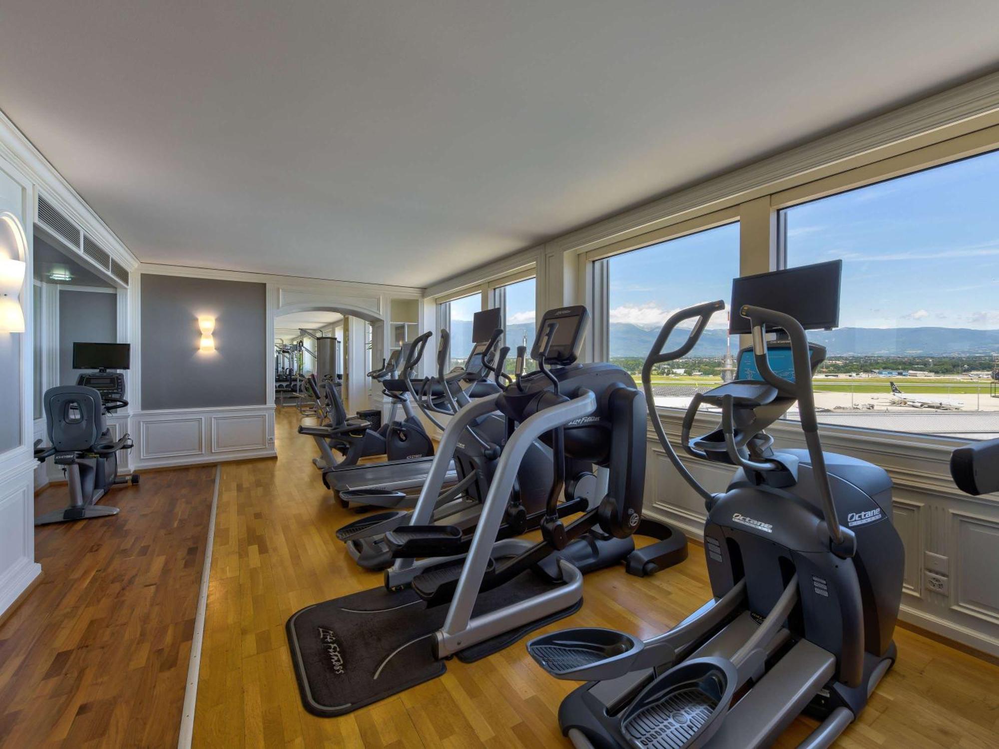 Moevenpick Hotel Geneva Meyrin Εξωτερικό φωτογραφία